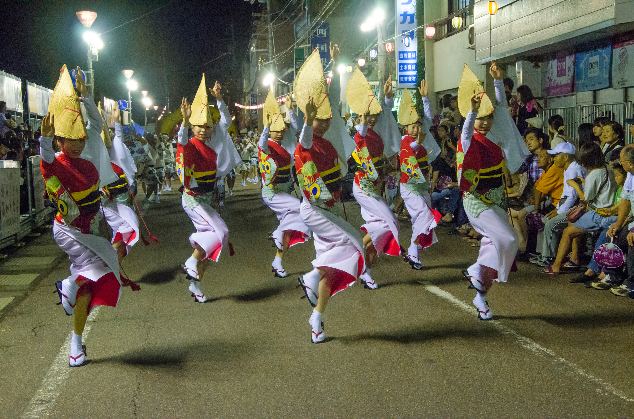 Tokushima tanzt: Awa Odori | JAPANDIGEST