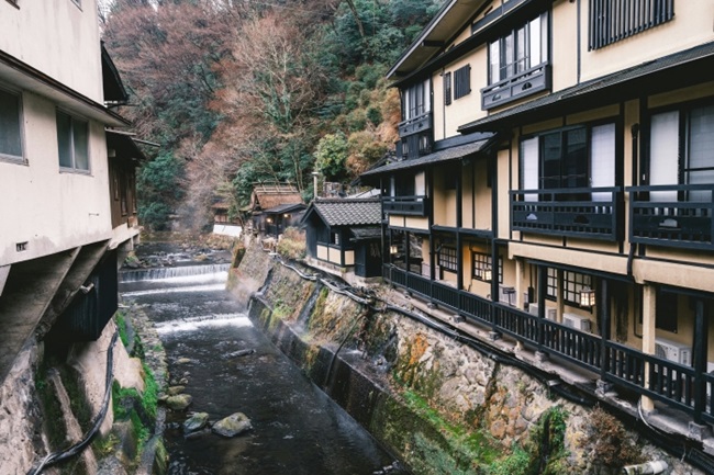 Das Badehaus Yama no Sado Shinmeikan in Kurokawa Onsen