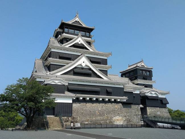 Die Burg Kumamoto.